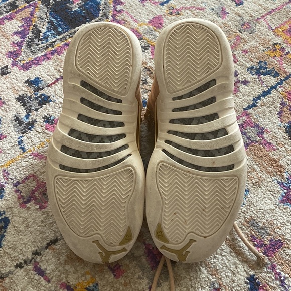 Nike Jumpman Air Jordan 12 Retro Tan Size 6 - Picture 7 of 10